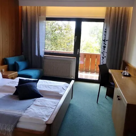 Schonbrunn 3* Μεράνο
