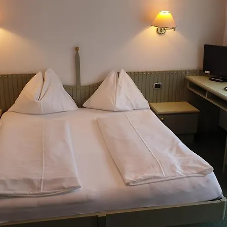 Schoenbrunn Hotel Merano