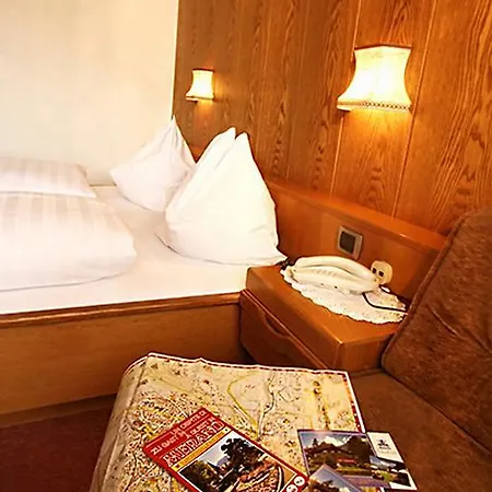 Hotel Schoenbrunn Merano